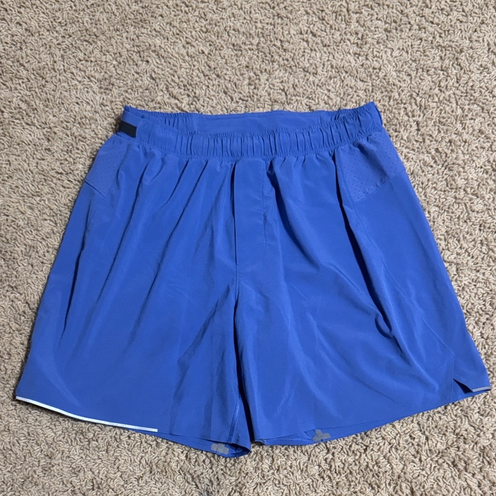 lululemon athletica Men's Surge 6” Shorts Size Medium